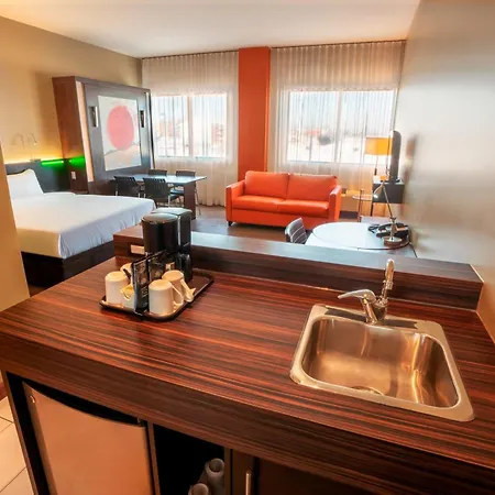 Hôtel Must Aéroport de Québec par JARO-3